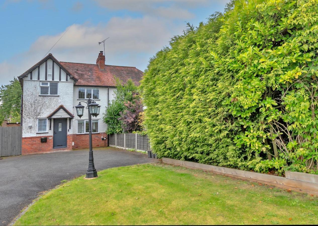 Finest Retreats - Debarnes House Villa Solihull Buitenkant foto