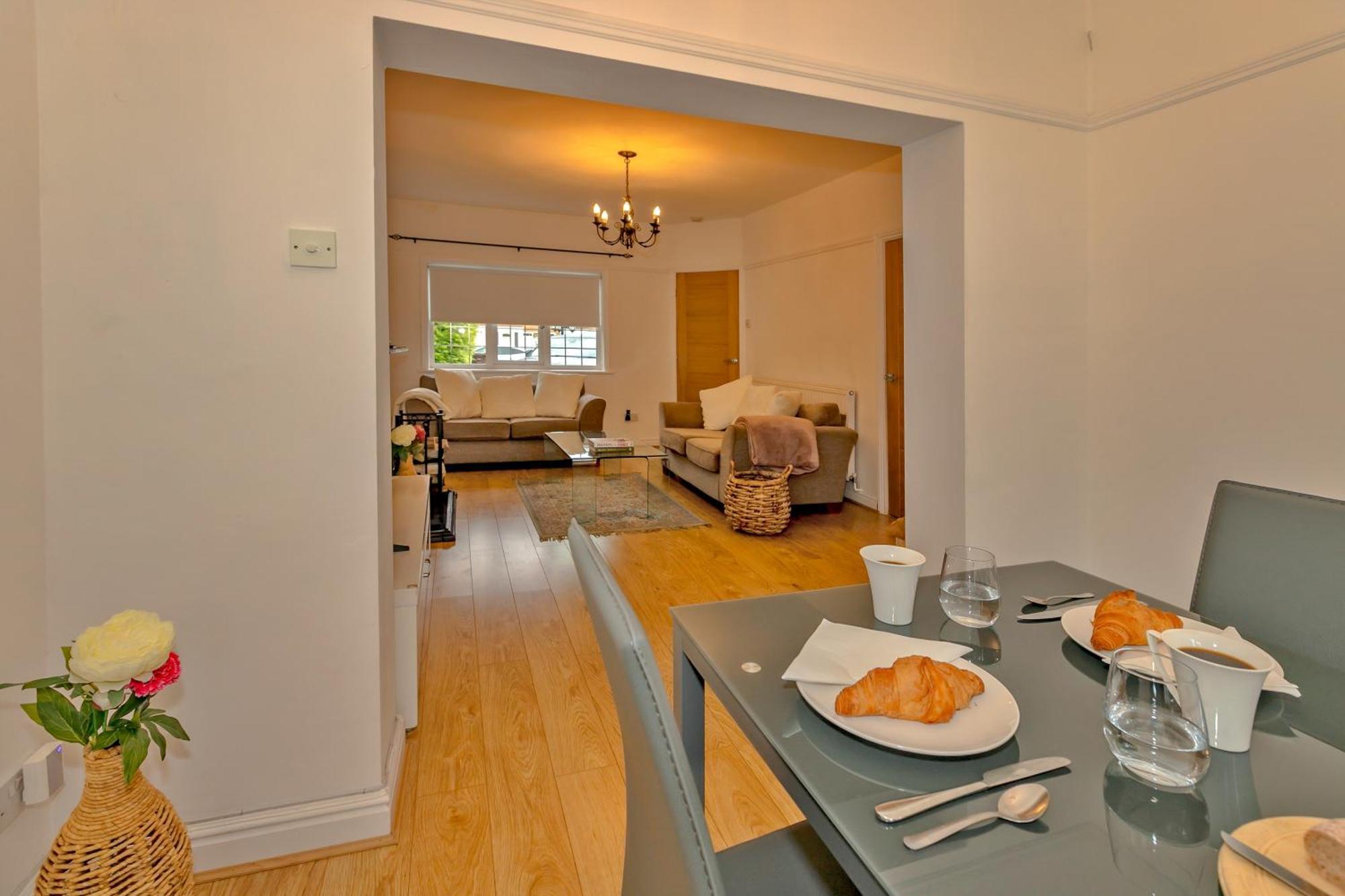 Finest Retreats - Debarnes House Villa Solihull Buitenkant foto